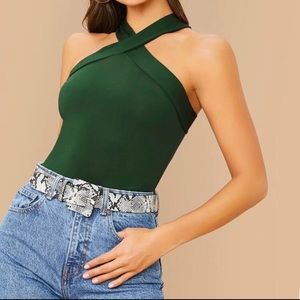 SHEIN Solid Fitted Halter Top